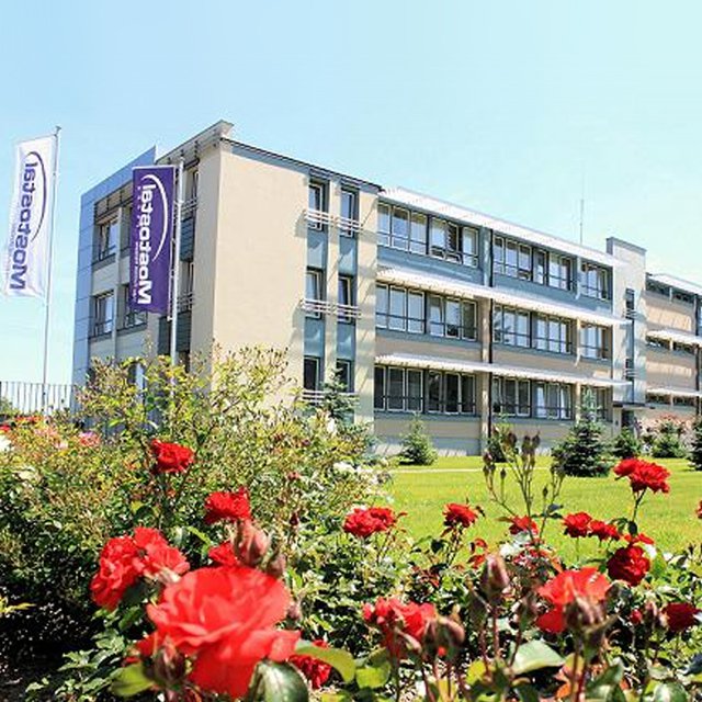 Entry into the Mostostal Warszawa Capital Group